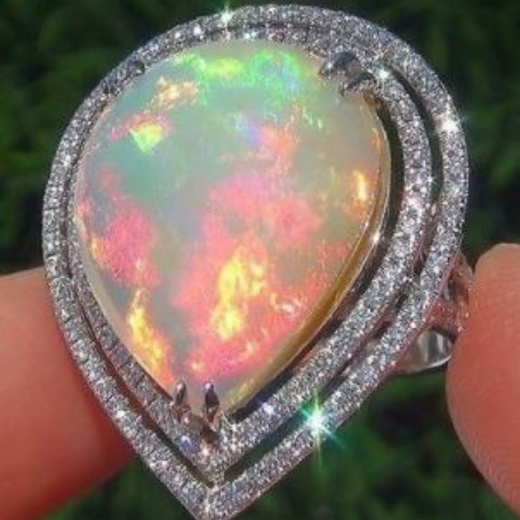 Jewelry - NEW 925 sterling silver diamond opal ring